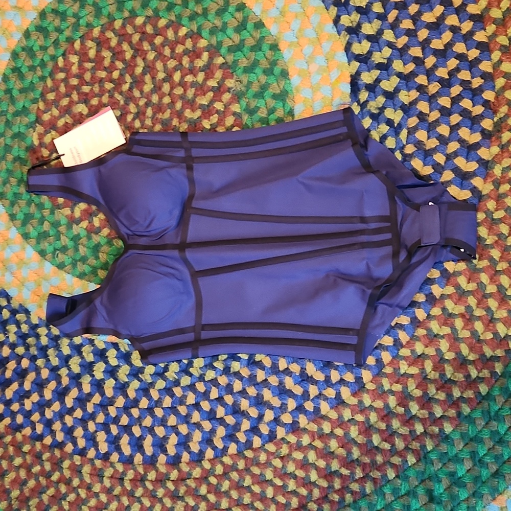 Honeylove Boldness Bodysuit M shapewear